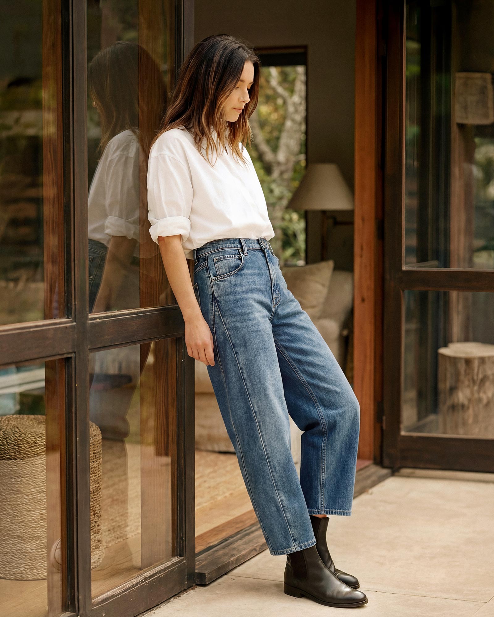 Andie Barrel Crop High Rise in HESS. Made with low-impact regenerative cotton fabric. Crafted with care in the USA, offering movement-friendly and beautifully tailored.