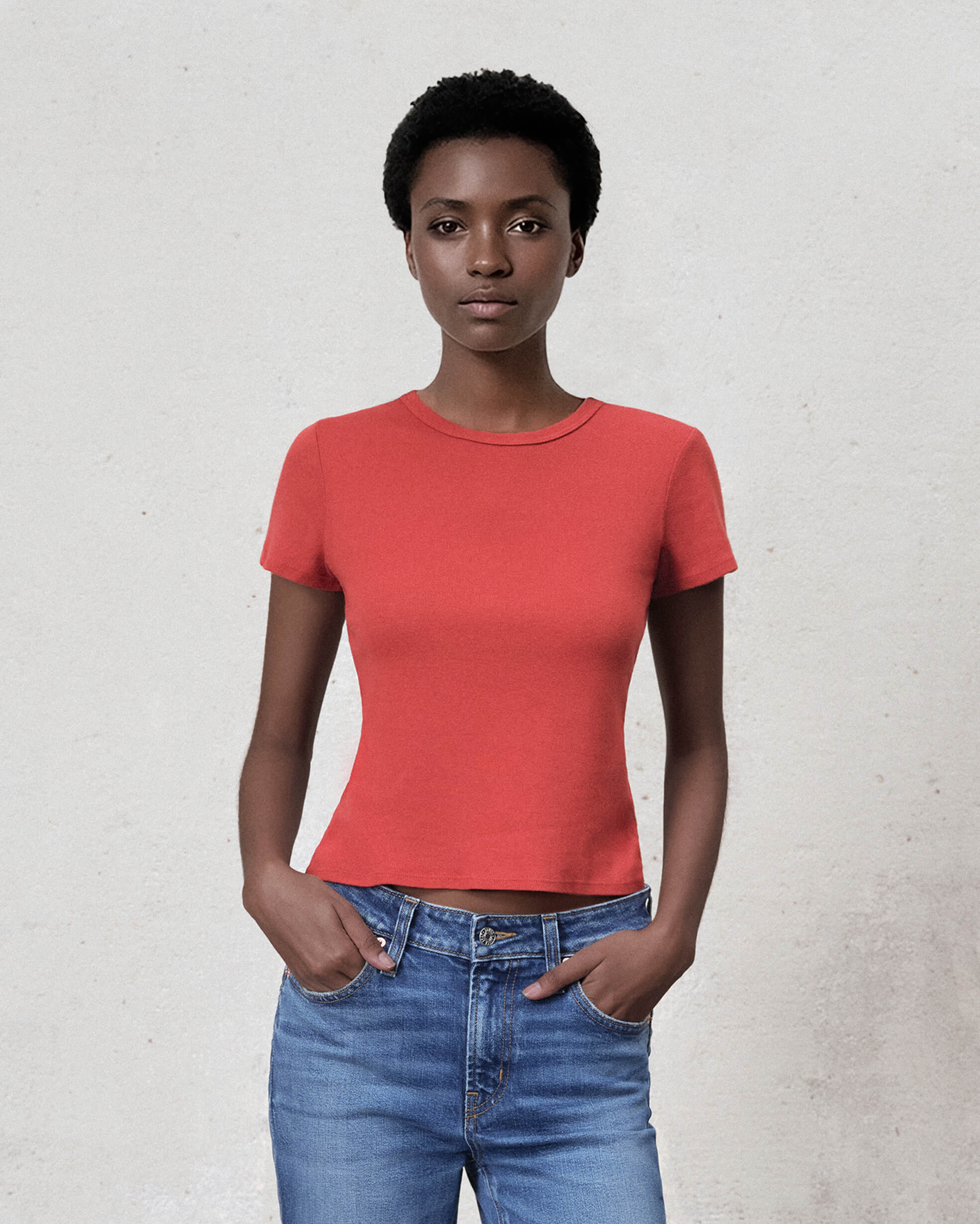 Discover the ultimate vintage-inspired crew tee in burnt orange. Crafted from super-soft ribbed cotton, this short-sleeve top offers a perfect fit for everyday style.