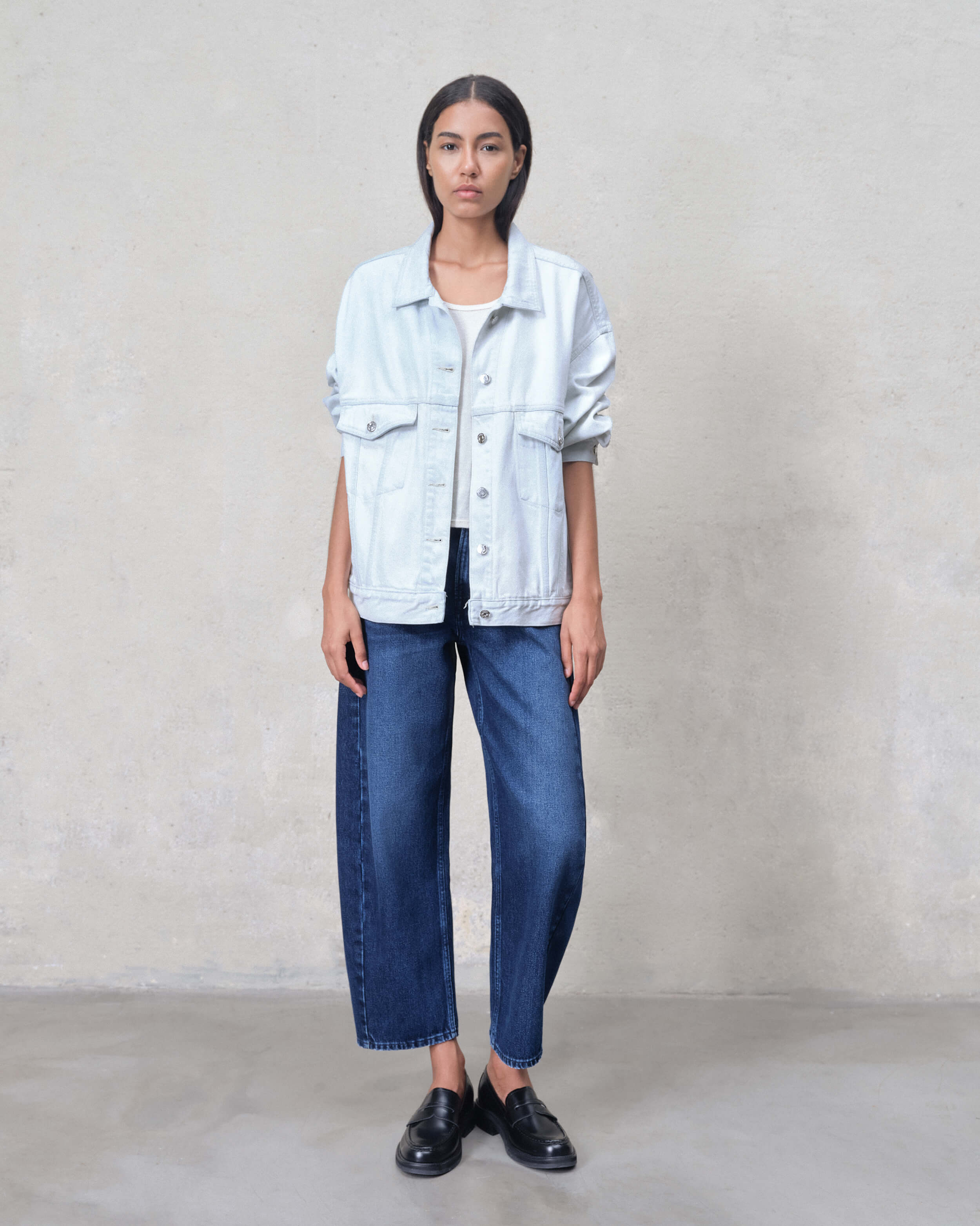 Shop the Cameron Trucker Jacket for women at EDWIN USA. This White Dove jacket offers a relaxed fit with classic trucker style, perfect for stylish layering.