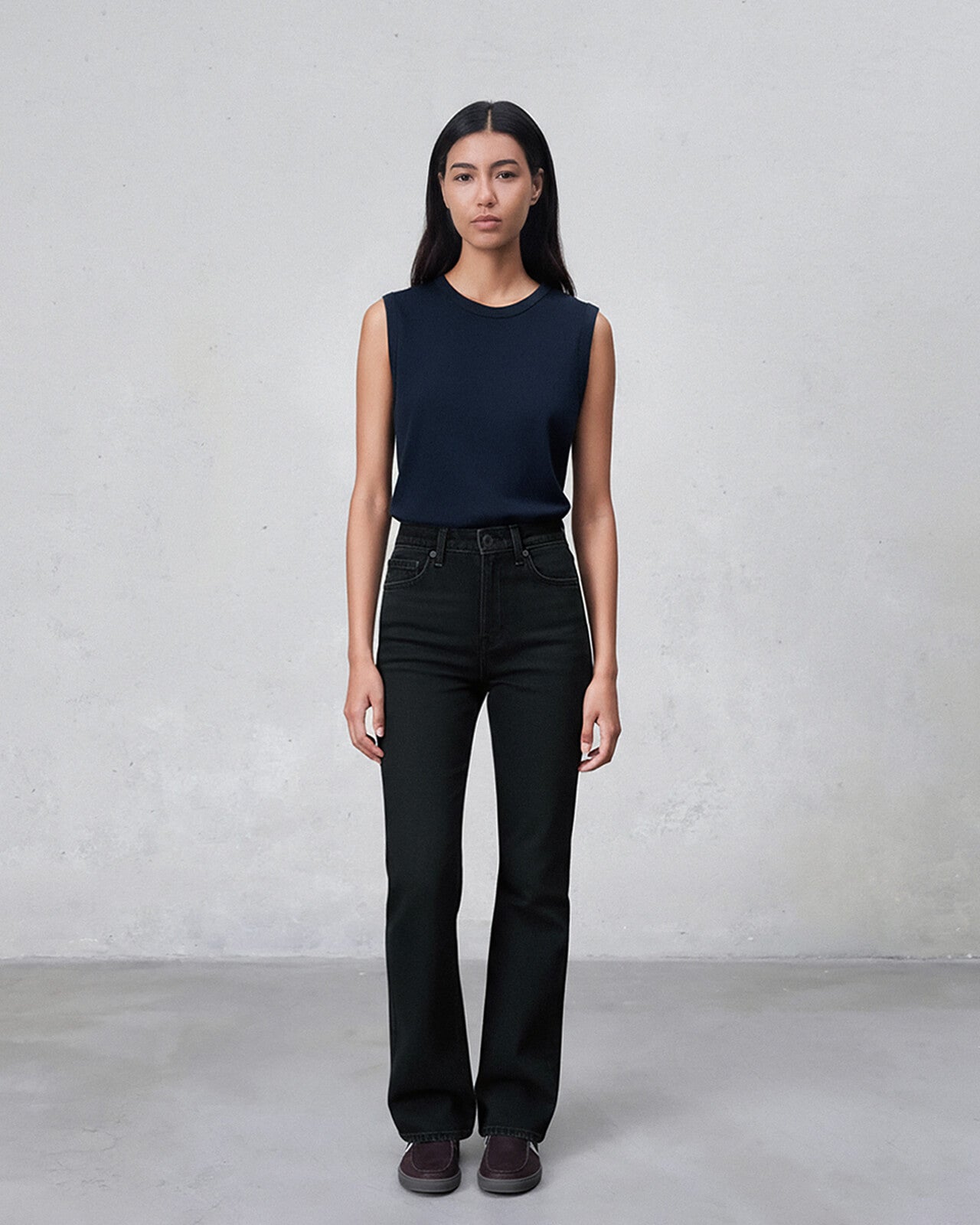 Lark Bootcut Mid Rise in Huntington. Made with low-impact regenerative cotton fabric. Made in the USA, offering lasting comfort with a flattering fit.