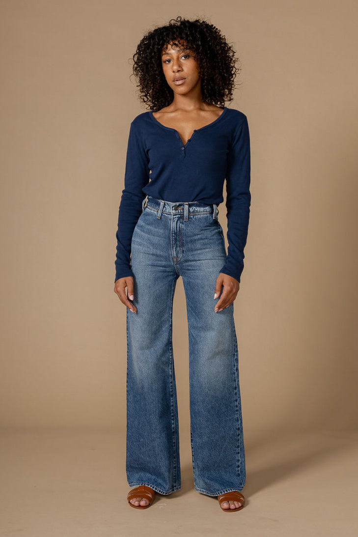 Elevate your fall wardrobe with the Iris Palazzo pant. This high-waisted, slim wide-leg design combines comfort and style, perfect for any occasion. Shop now!