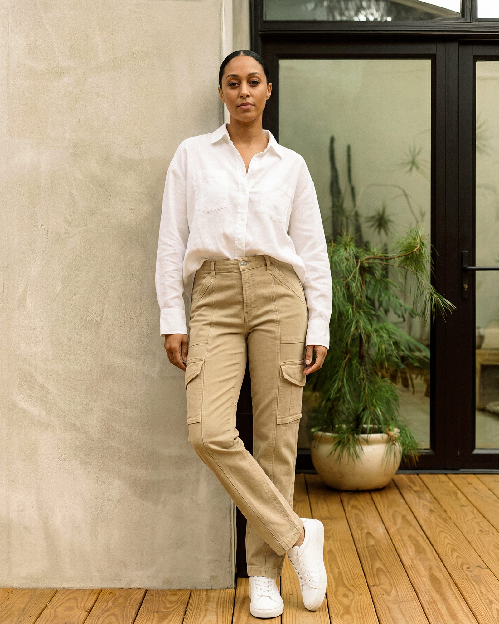 Elevate your style with the Keegan Cargo Pant in coated black. Perfect for work or play, these versatile pants transition effortlessly from day to night.