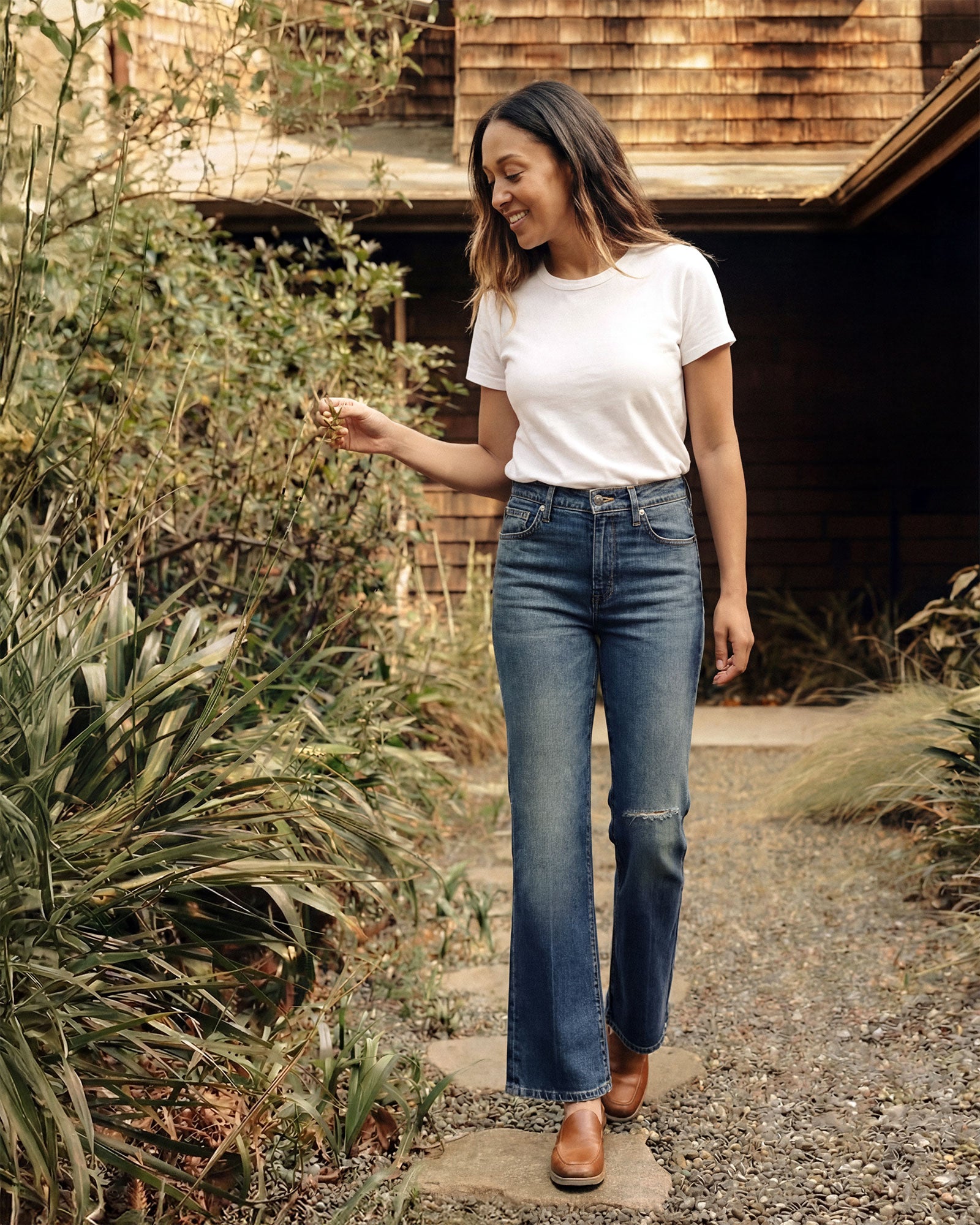 Discover the Edwin Lark Ankle Bootcut jeans in Skyline, featuring a flattering mid-rise fit and a stylish micro bootcut design for a chic, versatile look.