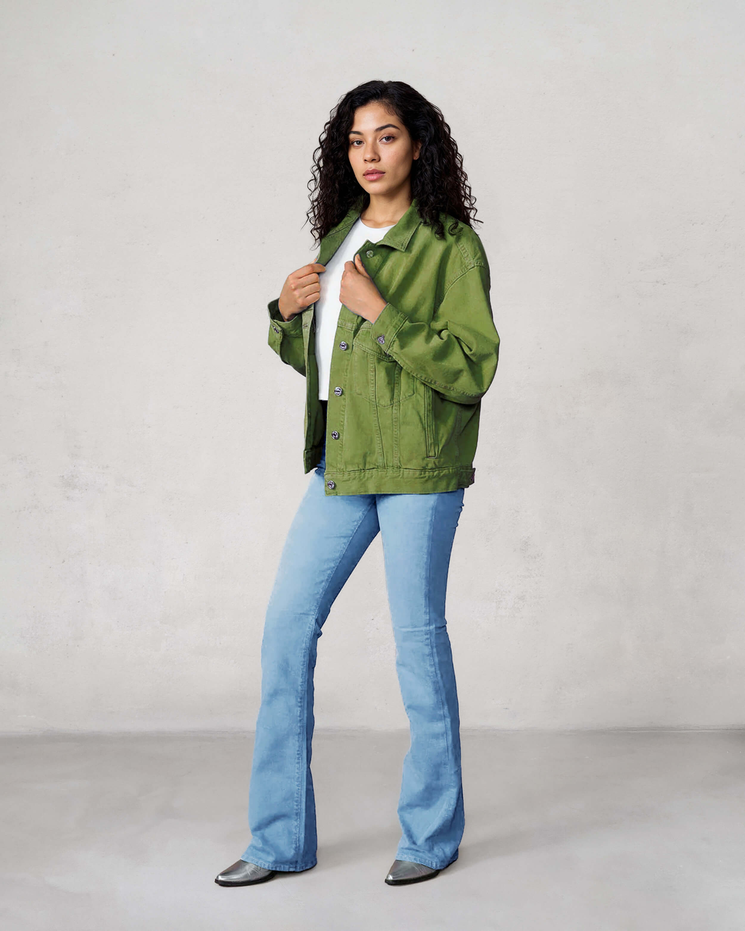 Discover the Cameron Trucker Jacket in Mayfly Green, your ultimate versatile companion for any weather. Stay stylish and comfortable, rain or shine!