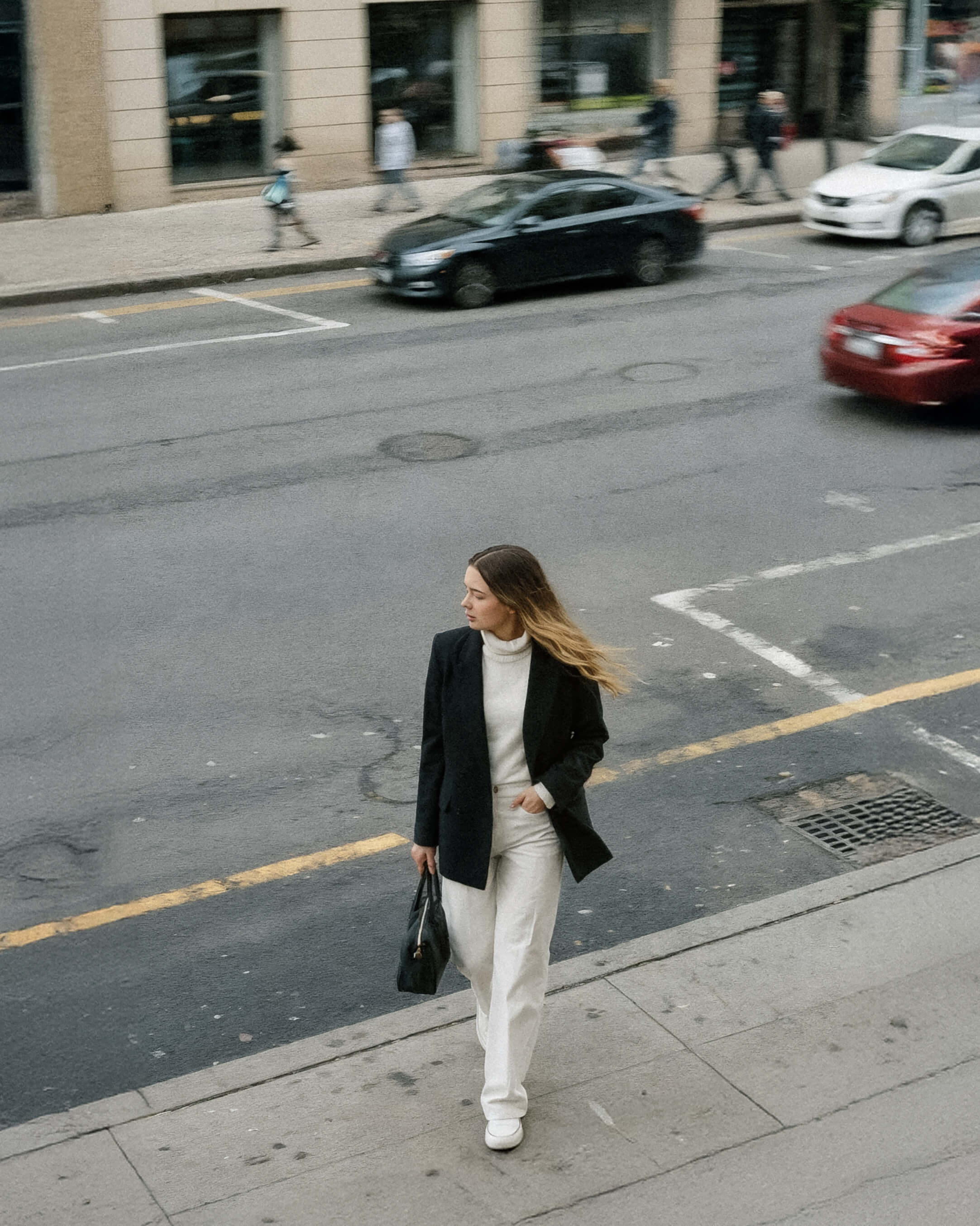 Elevate your workwear style with the Cora Cargo Pant in Monochrome. Perfect for work or play, these versatile pants transition effortlessly from day to night.