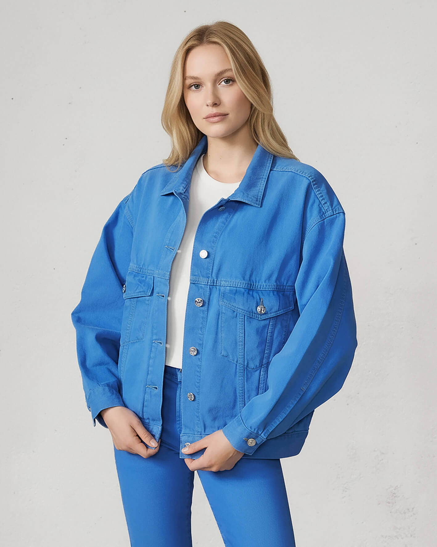 Shop EDWIN USA for the Cameron Trucker Jacket in Nebulas Blue, a stylish women's jean jacket USA made with premium quality and classic design.