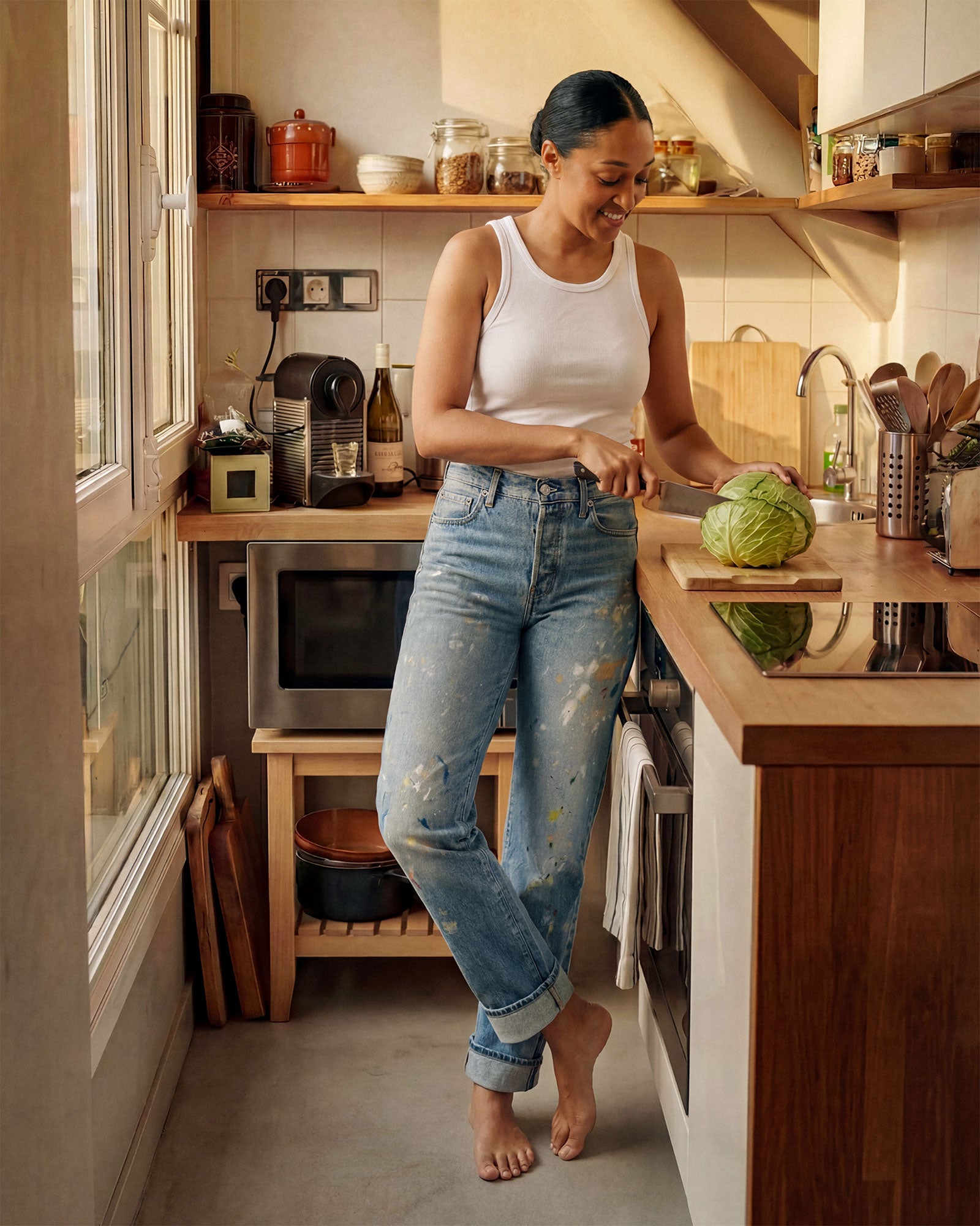Discover the TASH, a relaxed '90s jean designed for a laid-back vibe. With a straight leg and low-slung fit, it’s perfect for a stylish, boyish look this summer.