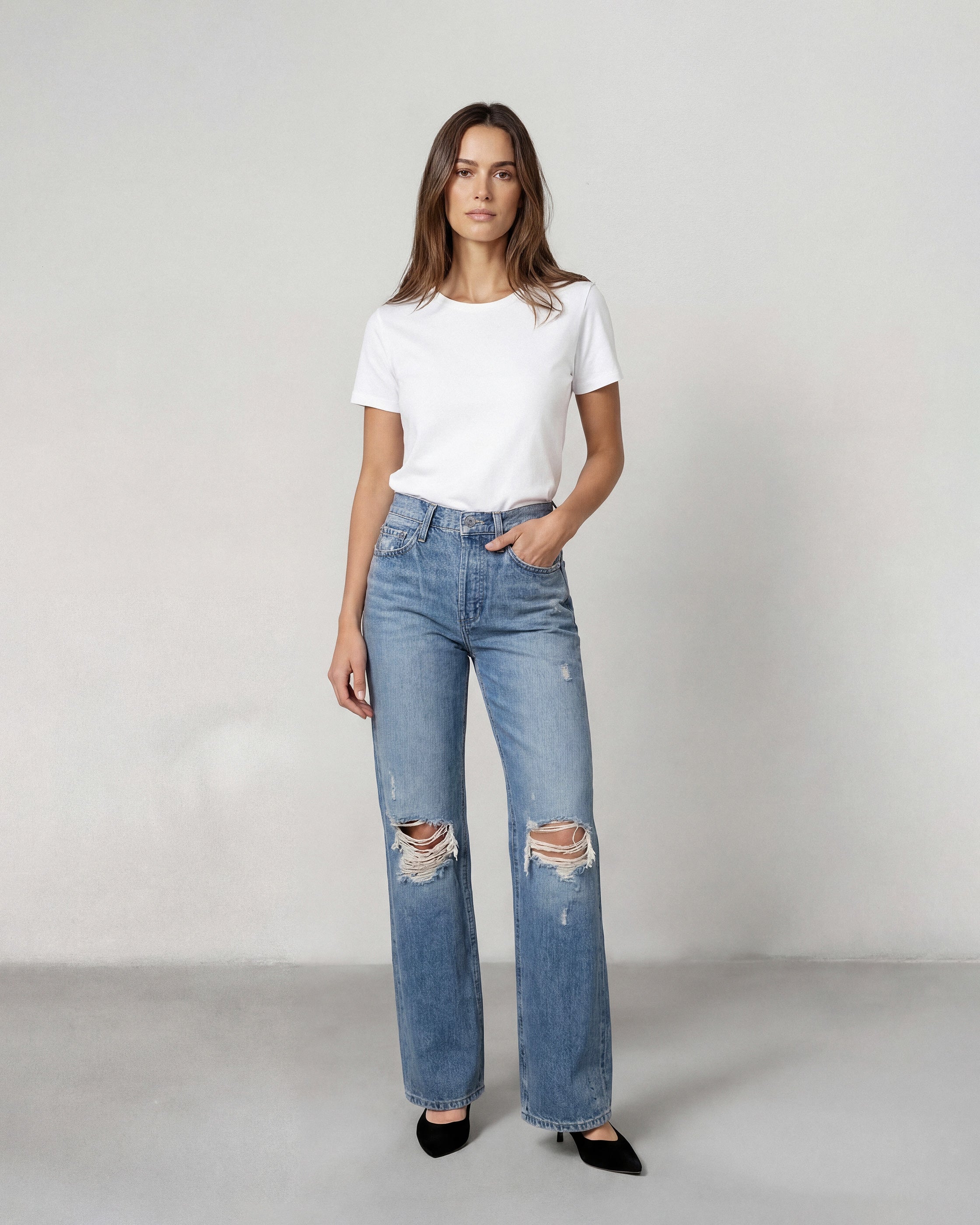 Discover the Edwin Cai Relaxed Crop Denim in Slayer, featuring a high-rise fit, vintage style, and a comfortable relaxed silhouette for effortless everyday wear.