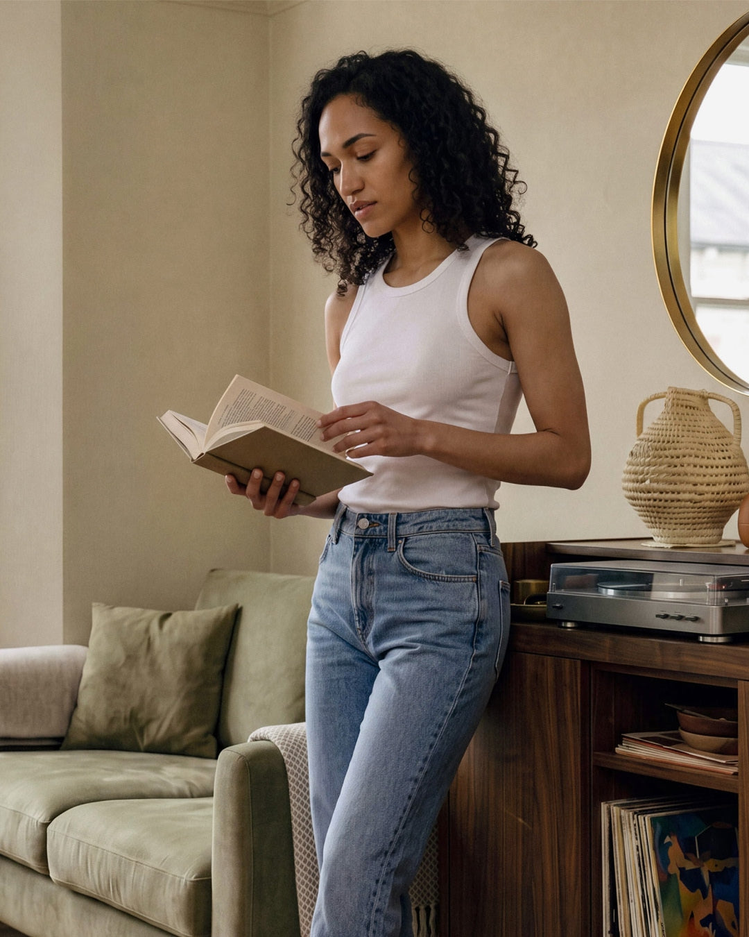 The TASH is a women's relaxed '90s jean with a straight leg. It's meant to be slung low on the hip for boyish attitude (or go down a size to sit at natural waist). In a light vintage indigo wash with holes at the knee.