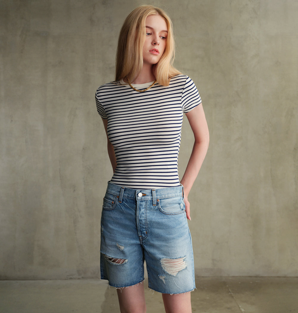 Shop Sawyer Bermuda shorts for women at EDWIN USA. These gravel-colored bermudas offer a stylish distressed look with premium denim quality.