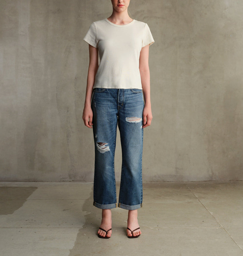 Shop EDWIN USA's Sawyer Boyfriend Boulder jeans, premium relaxed fit jeans for women featuring distressed details and a comfortable, stylish design.
