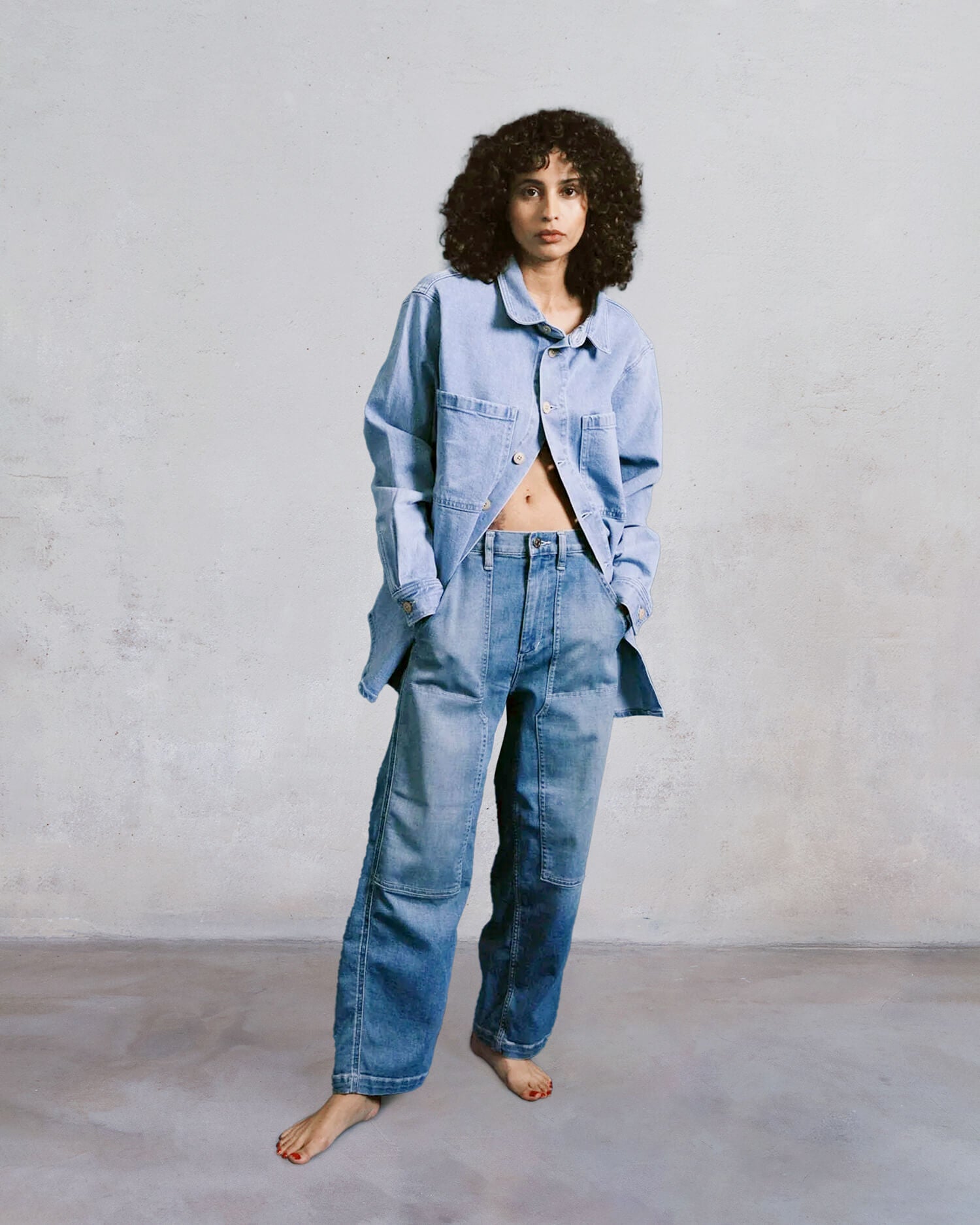 Discover the Edwin Kayla Utility Pant in Peyton, crafted from organic cotton for ultimate comfort and style. Perfect for work or a night out, elevate your wardrobe today!