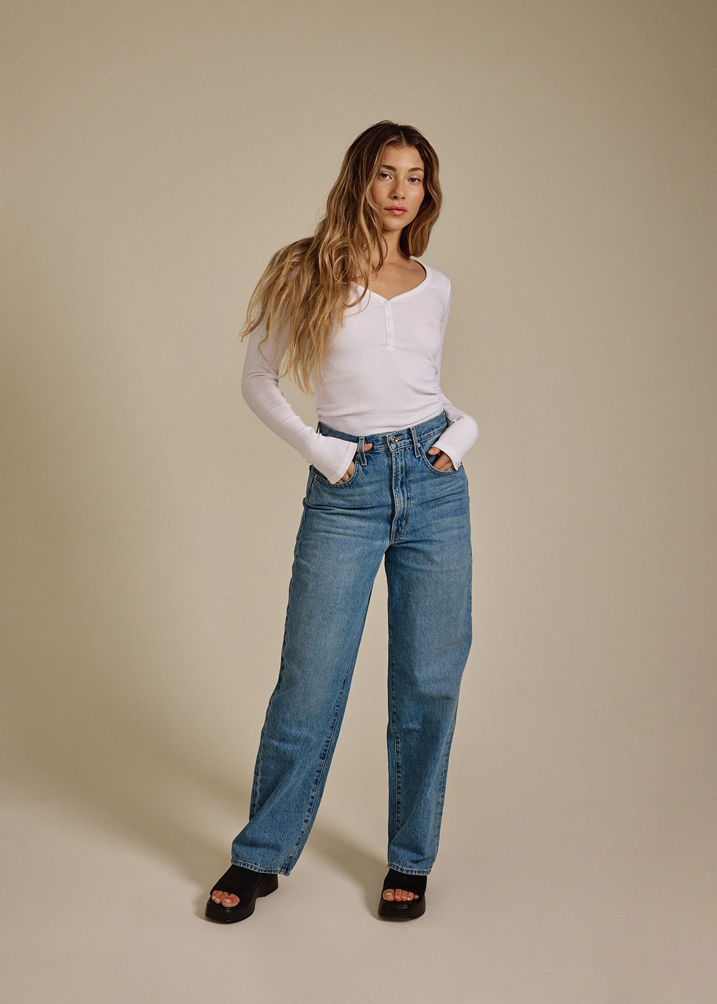 Discover the Marli Wide Leg Ankle Jean, featuring a high-rise fit that flatters your waist and hips with a relaxed silhouette. Perfect for any occasion!