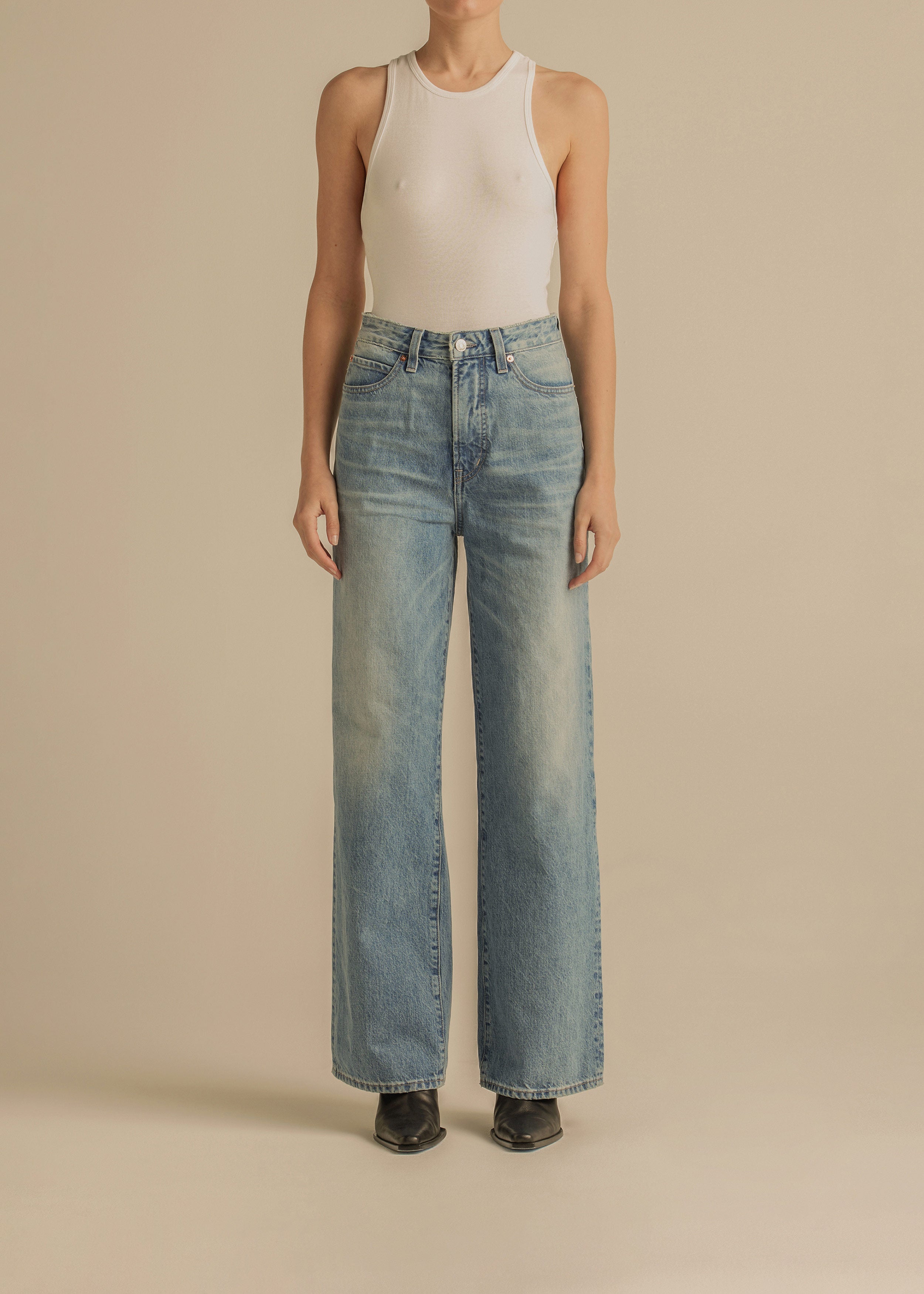 Discover the Edwin Nova wide leg denim pants, featuring a vintage-inspired fit and ultra high rise for a stylish, relaxed look that flatters every figure.